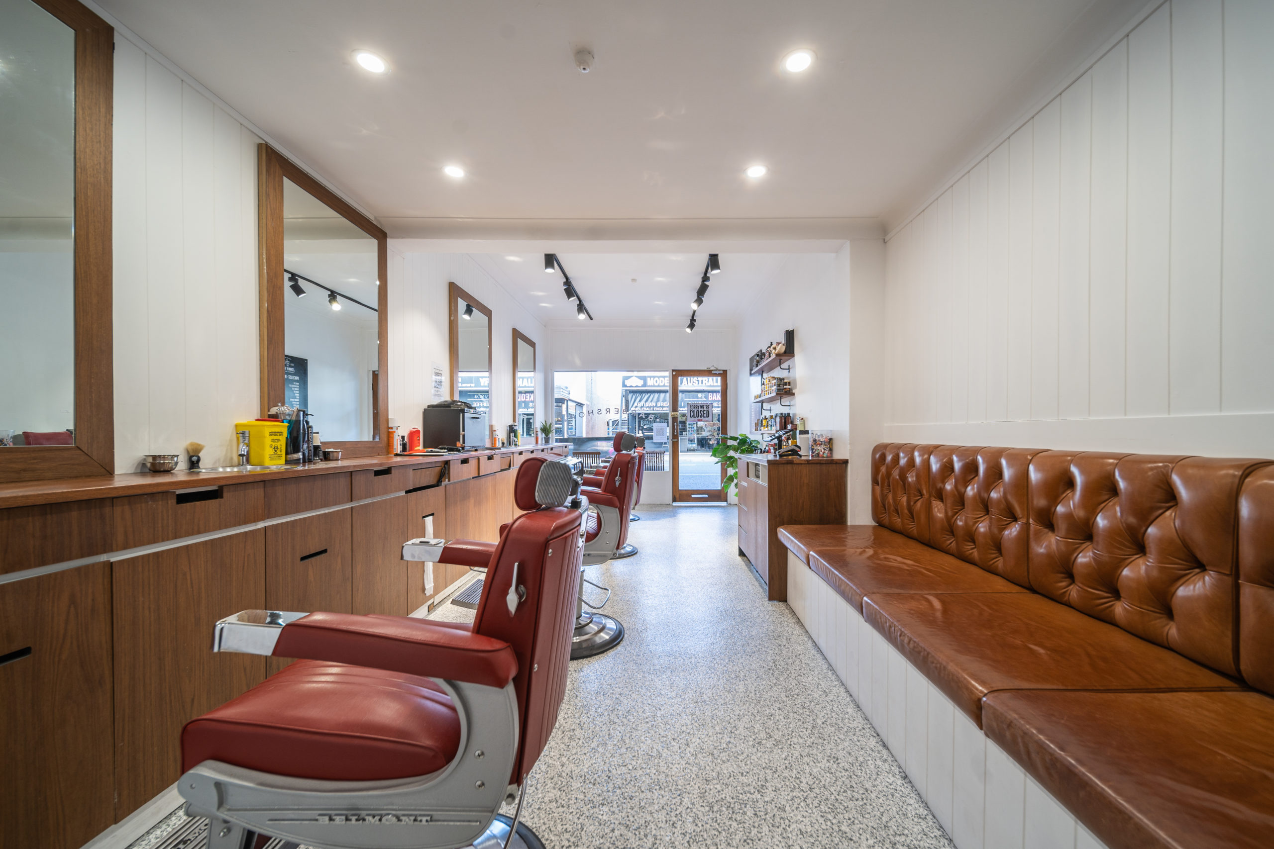 JRBS - (4) NEW FARM SHOP-31